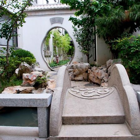 Garden Hotel سوجو المظهر الخارجي الصورة