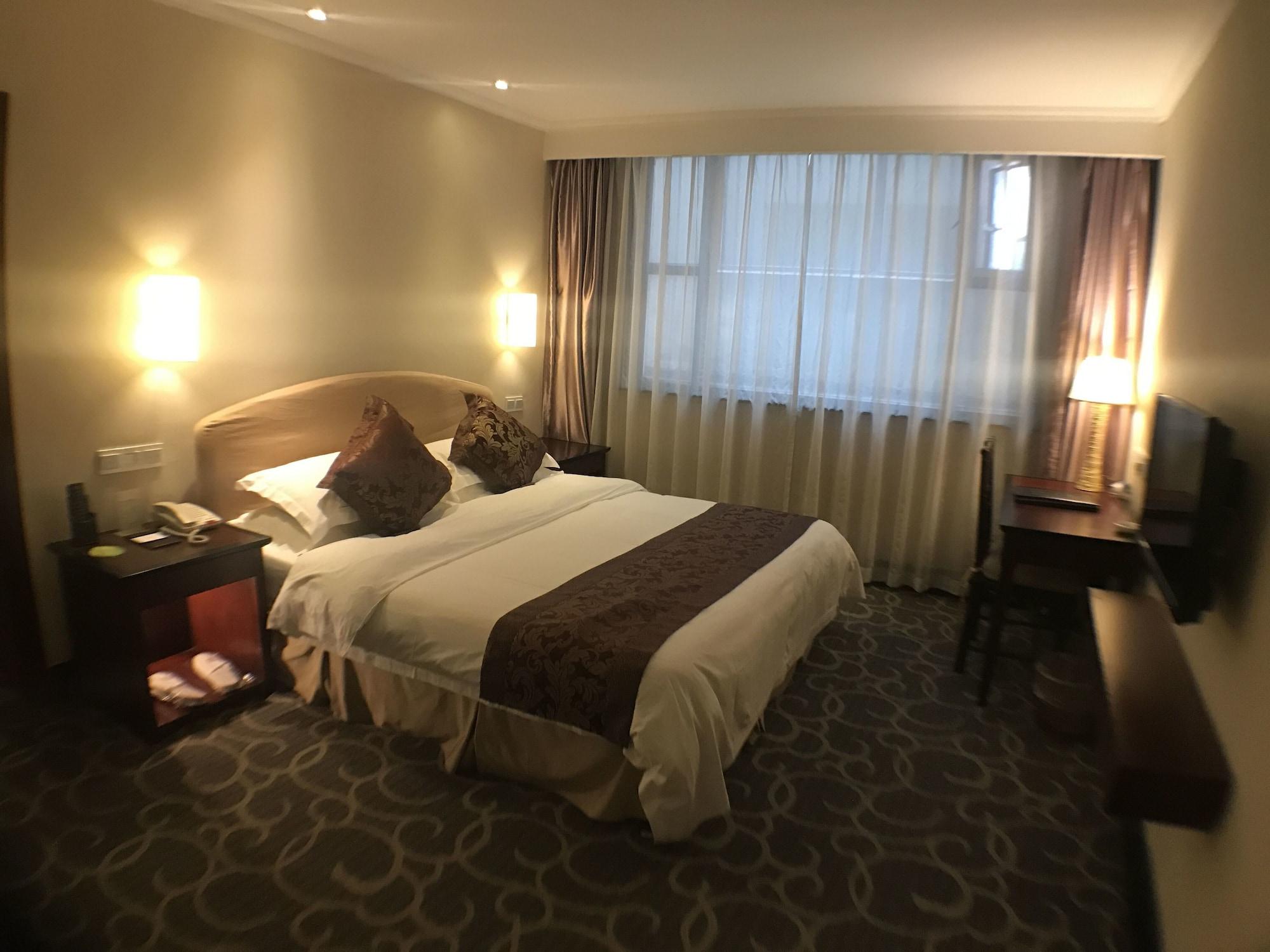Garden Hotel سوجو المظهر الخارجي الصورة