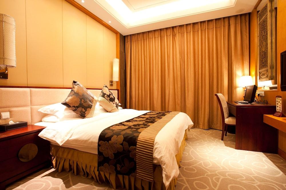 Garden Hotel سوجو المظهر الخارجي الصورة