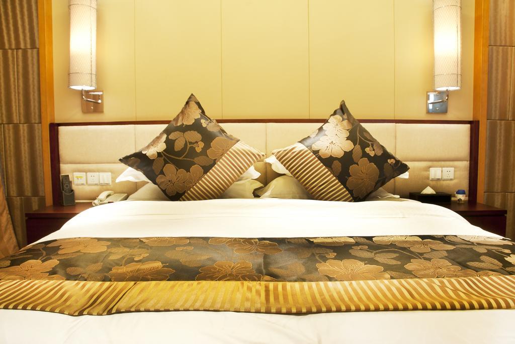 Garden Hotel سوجو المظهر الخارجي الصورة
